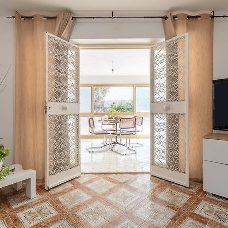 פלרמו Casa In Villa A Mondello-700M Dal Mare מראה חיצוני תמונה