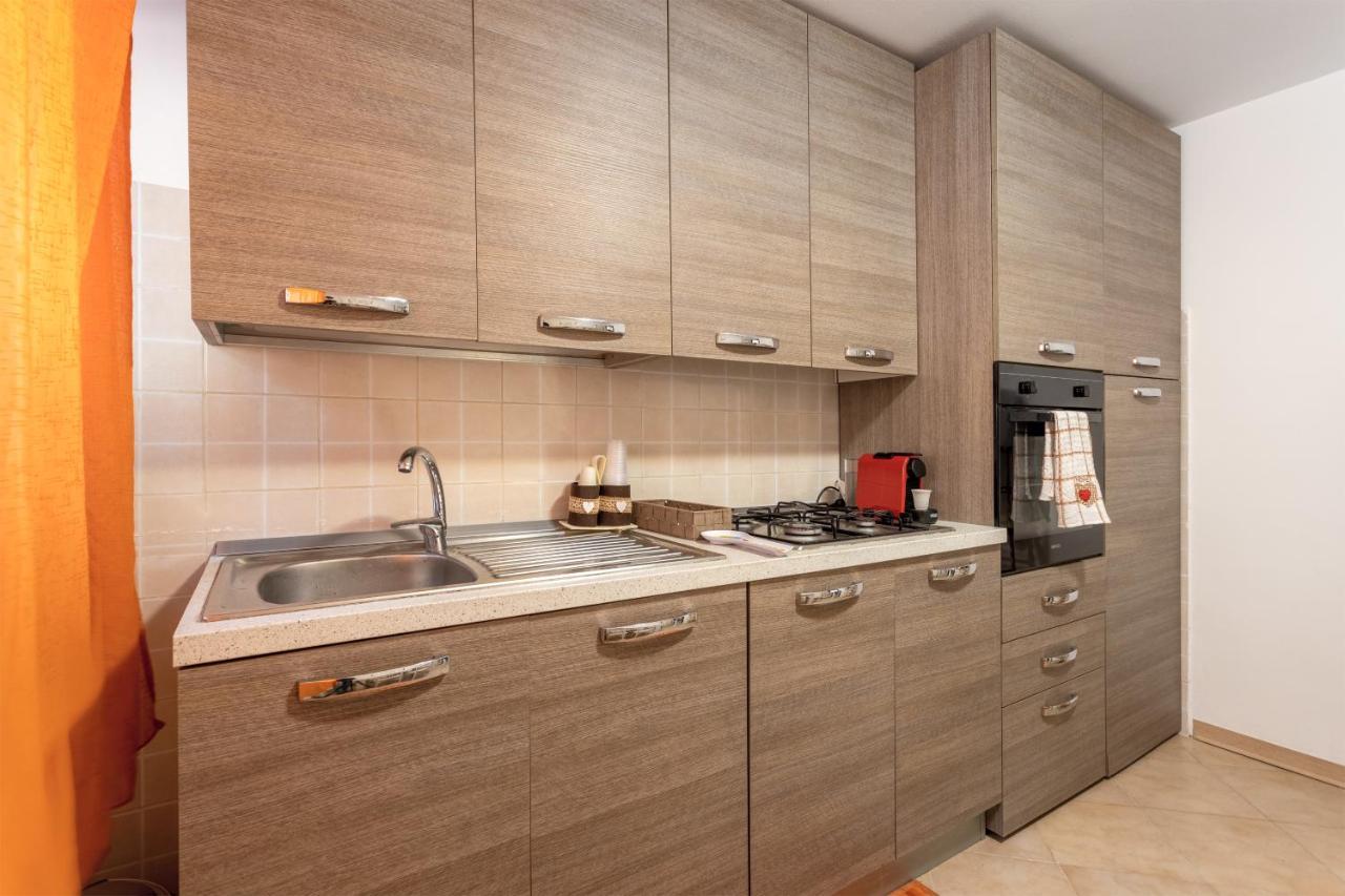 פלרמו Casa In Villa A Mondello-700M Dal Mare מראה חיצוני תמונה
