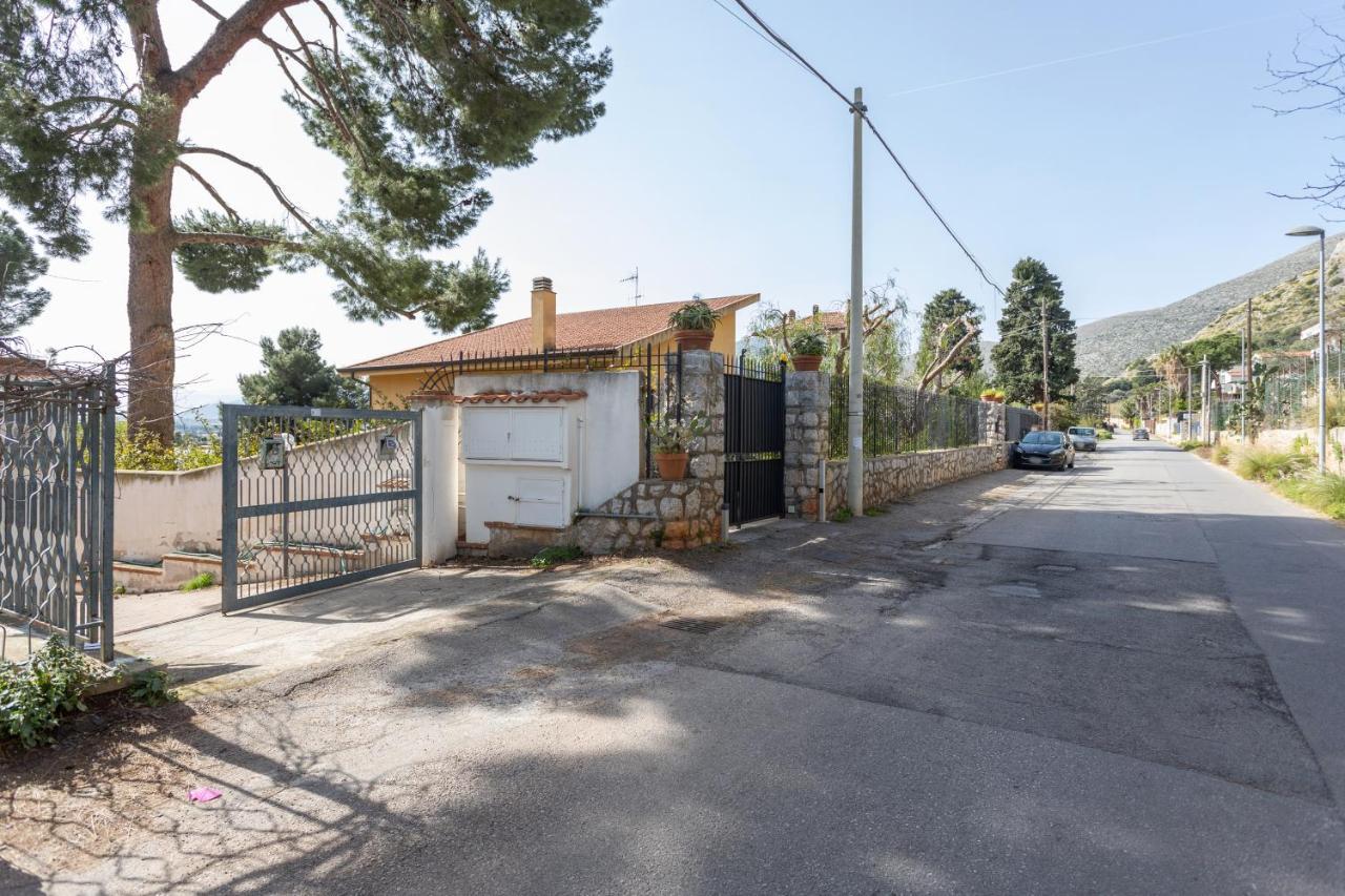 פלרמו Casa In Villa A Mondello-700M Dal Mare מראה חיצוני תמונה